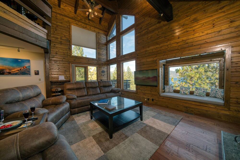 Photo of Livingroom in Crystal Bay