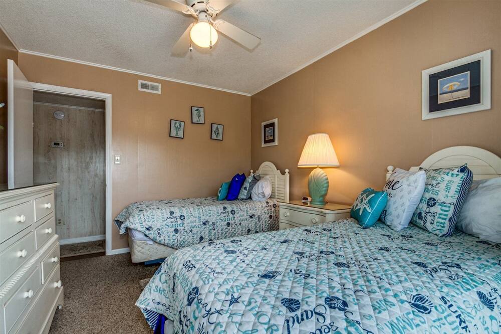 Photo of Bedroom in Surfside Beach