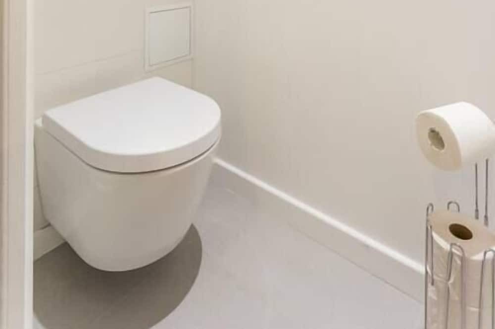 Photo of Bathroom in Arts-et-Metiers