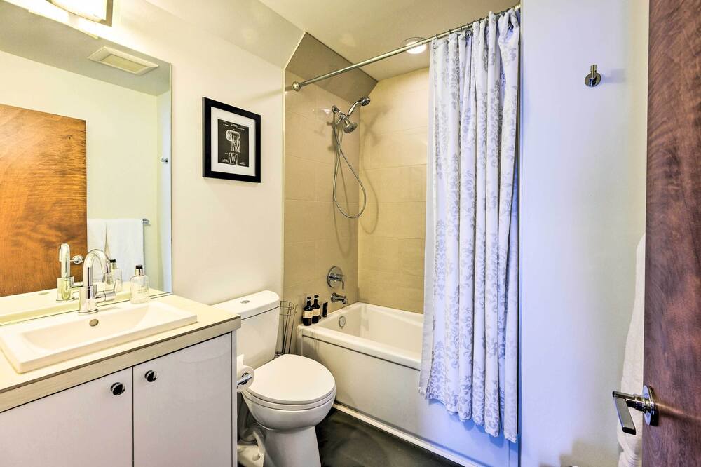 Photo of Bathroom in Minor