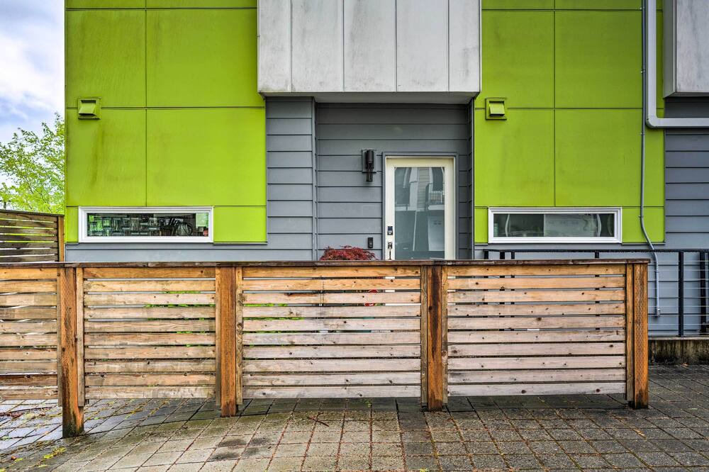 Photo of Outdoor in Minor