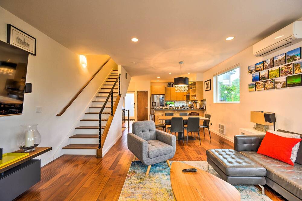 Photo of Others in Minor