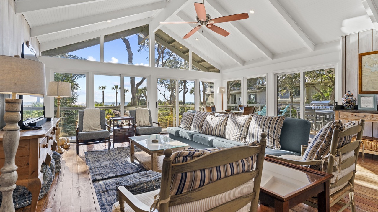 Photo of Livingroom in Beach Lagoon
