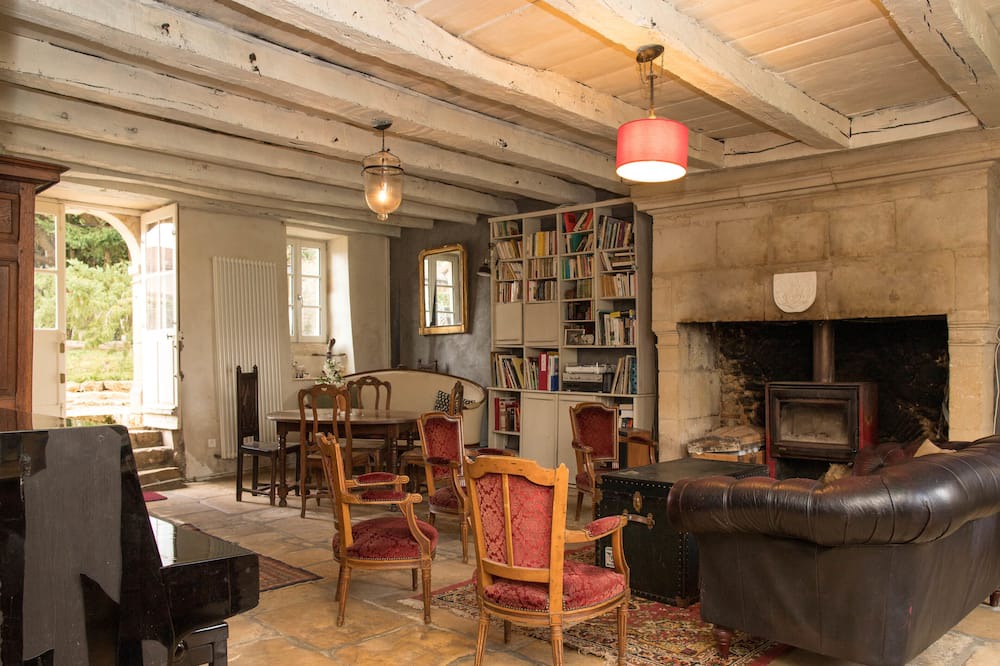 Photo of Livingroom in Marnay