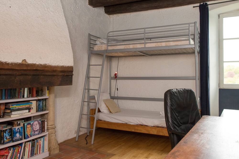Photo of Bedroom in Marnay