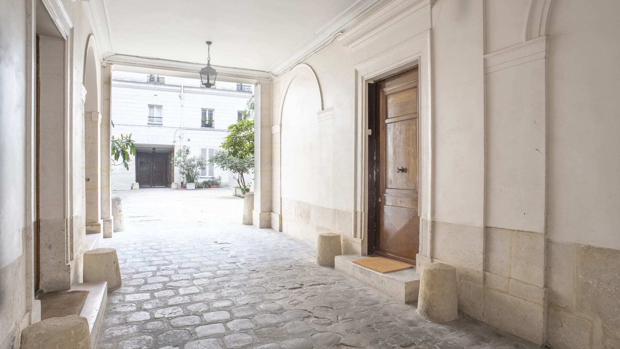 Photo of Outdoor in Arts-et-Metiers