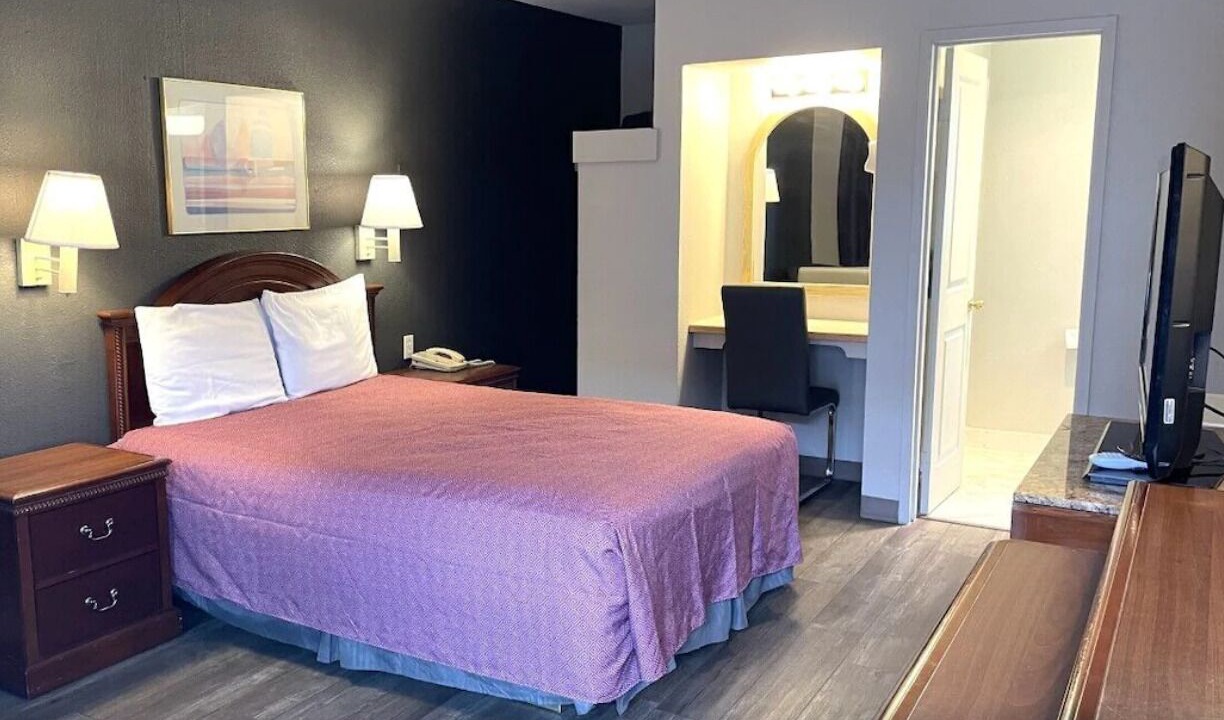 Photo of Bedroom in Wenatchee
