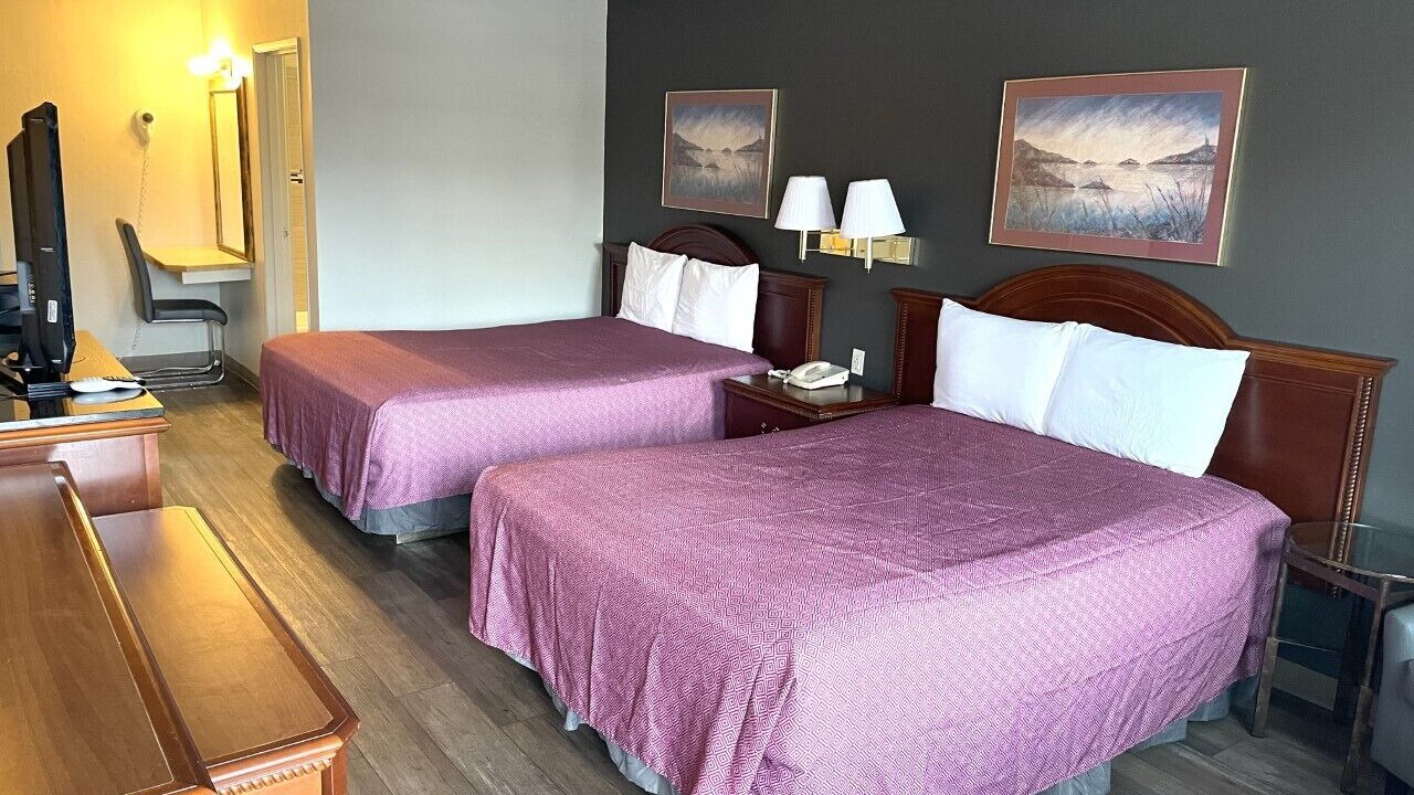 Photo of Bedroom in Wenatchee