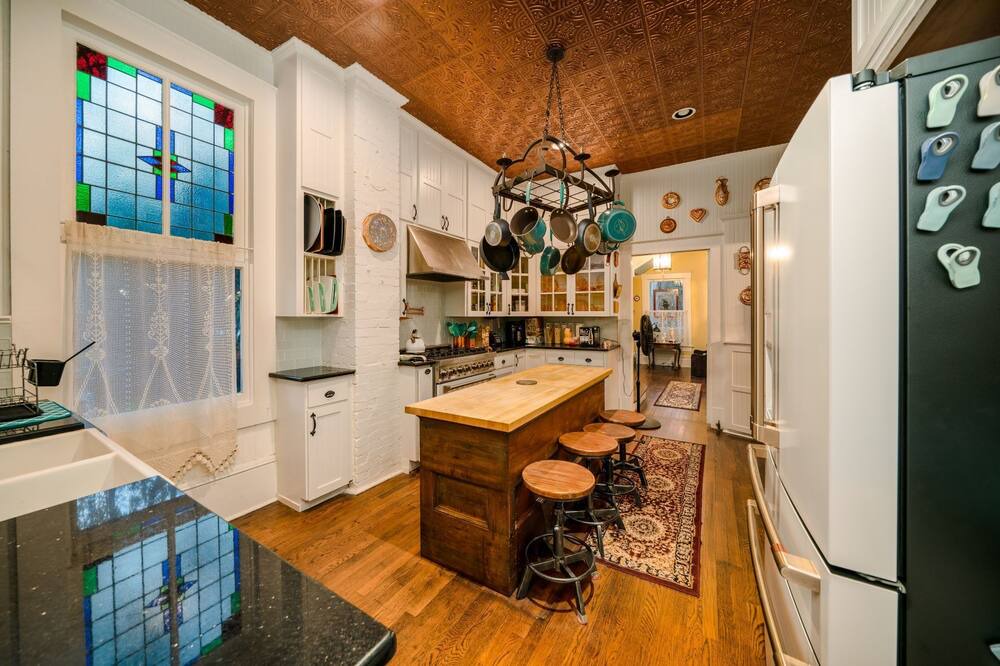 Photo of Kitchen in Gonzales