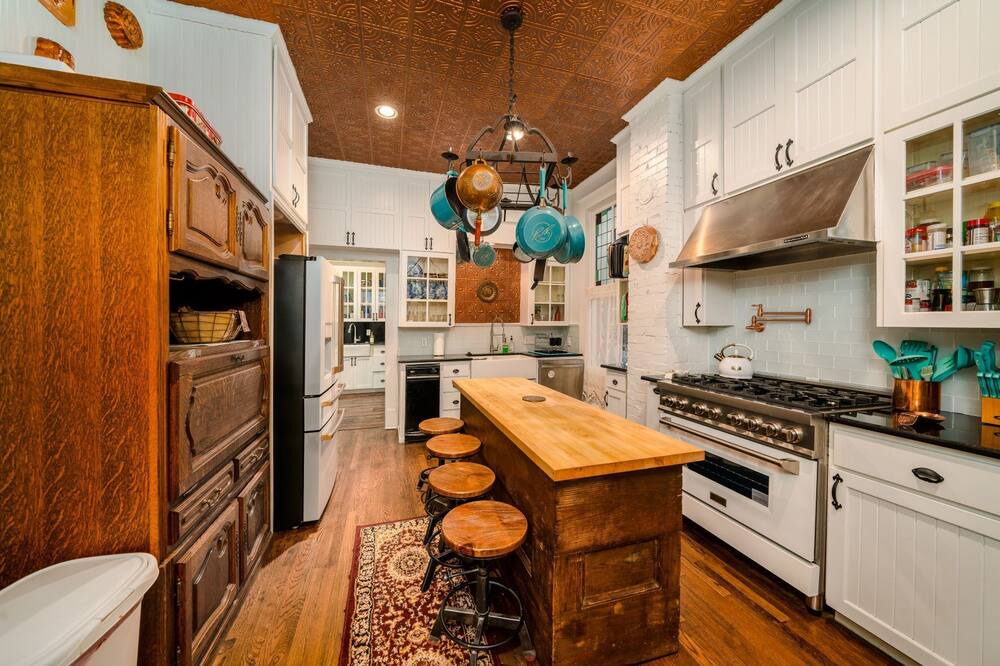 Photo of Kitchen in Gonzales