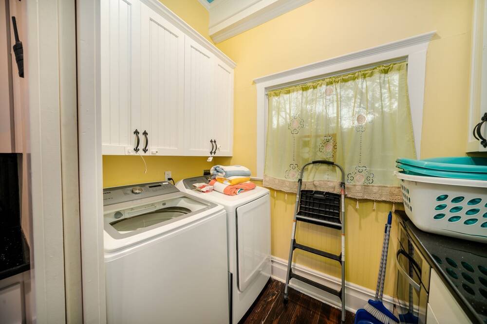Photo of Kitchen in Gonzales