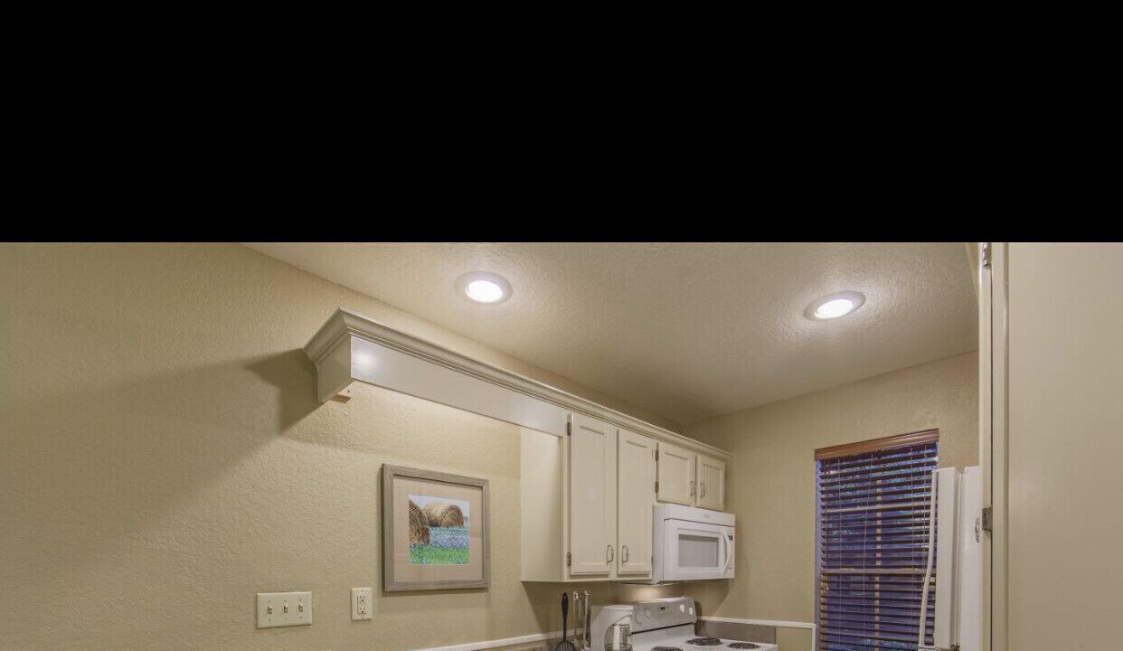 Photo of Kitchen in Flint