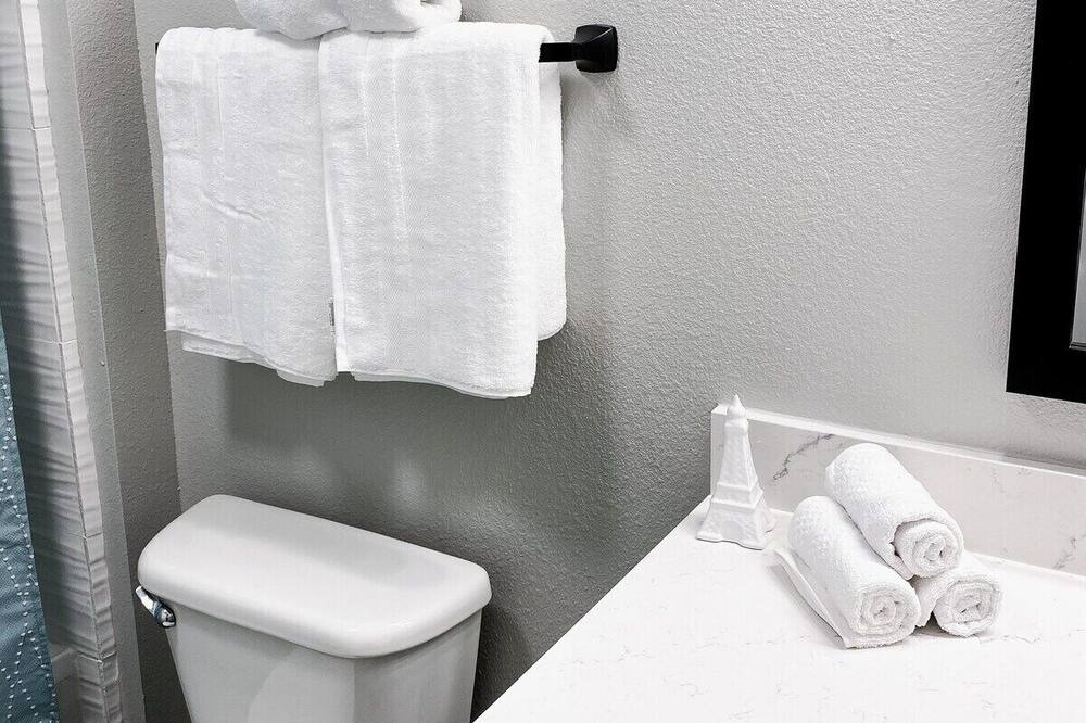 Photo of Bathroom in Far North Dallas