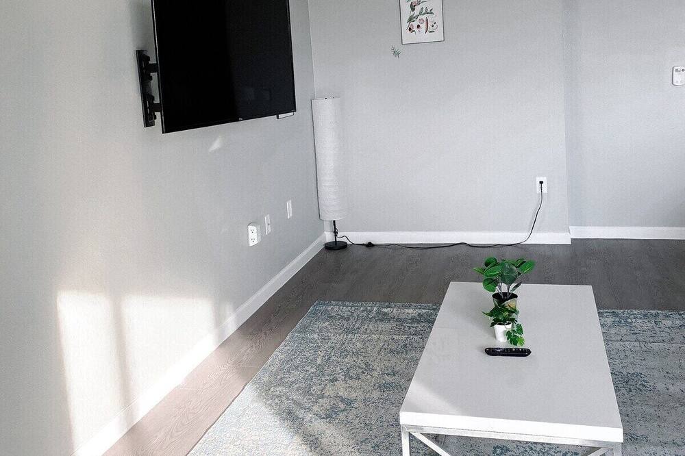 Photo of Livingroom in Far North Dallas