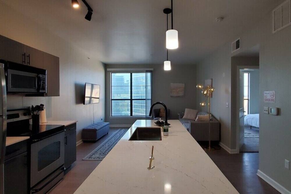 Photo of Kitchen in Far North Dallas