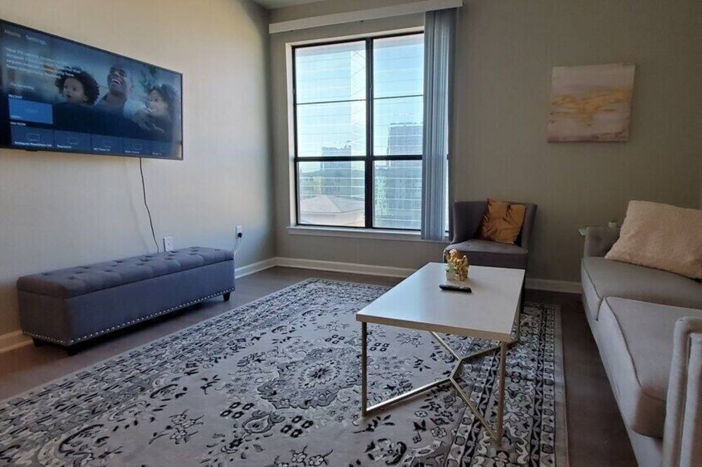 Photo of Livingroom in Far North Dallas