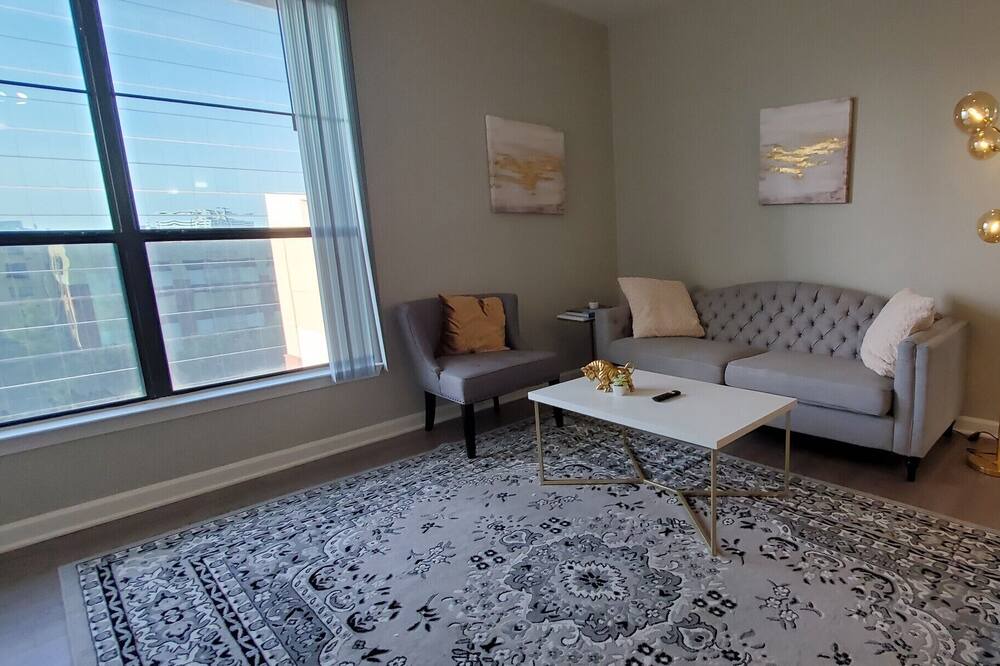 Photo of Livingroom in Far North Dallas