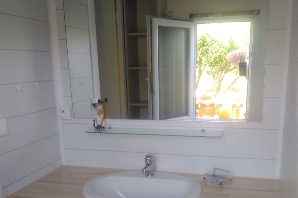Photo of Bathroom in Saint-Eutrope-de-Born