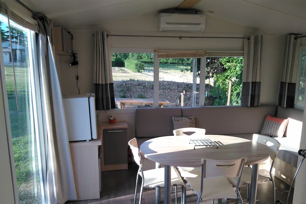 Photo of Kitchen in Saint-Eutrope-de-Born