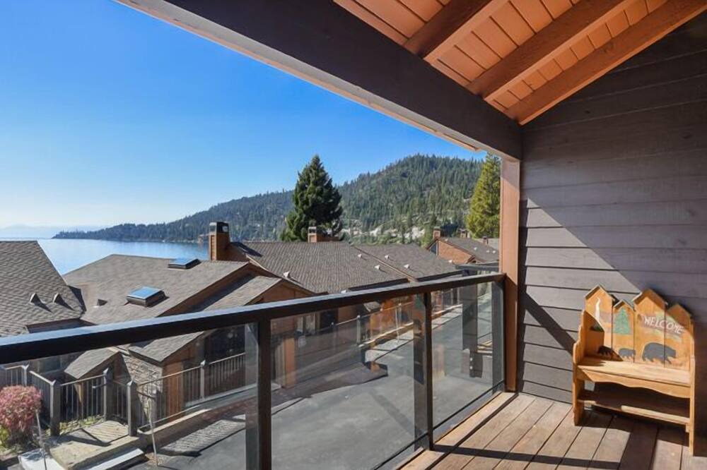 Photo of Patio Balcony in Crystal Bay