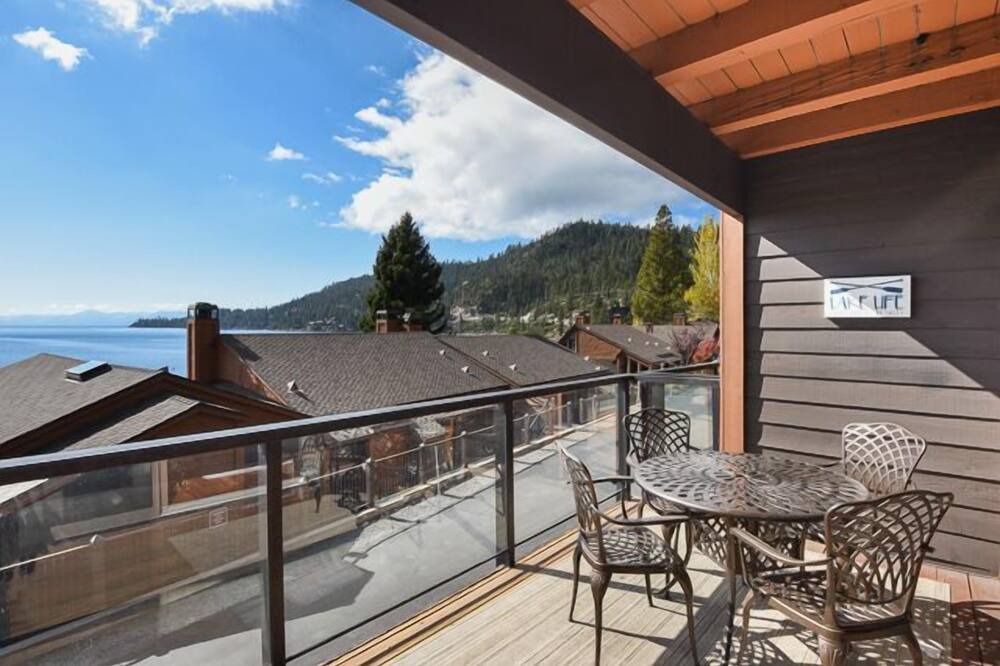 Photo of Patio Balcony in Crystal Bay