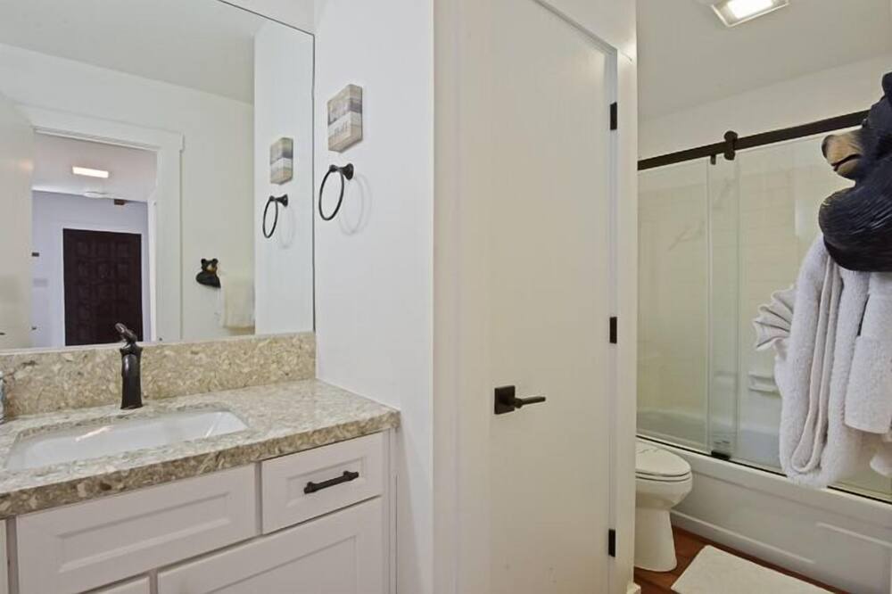 Photo of Bathroom in Crystal Bay