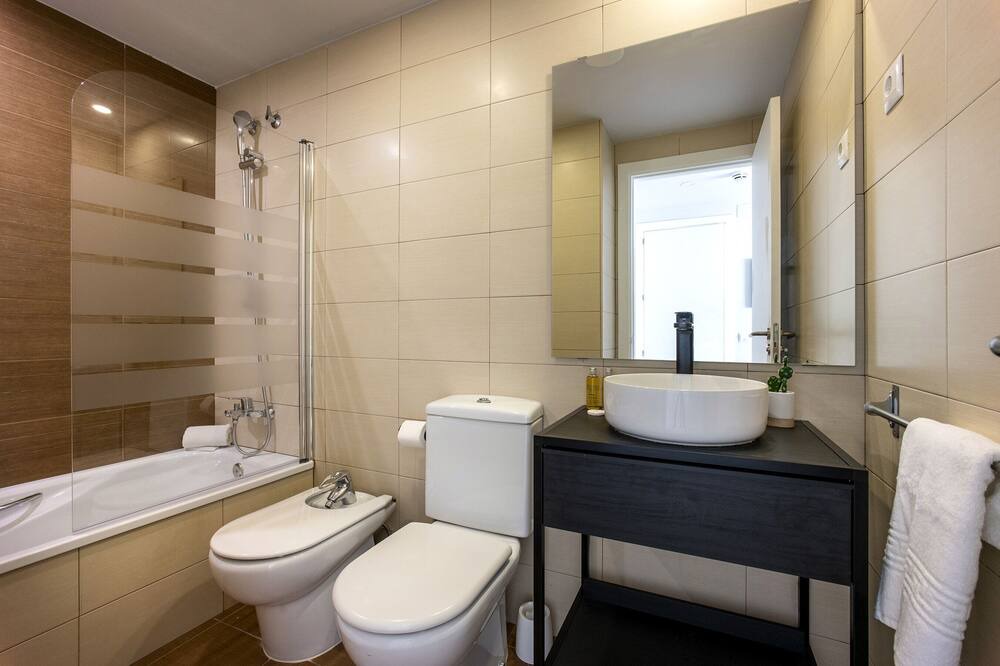 Photo of Bathroom in Collblanc y La Torrassa