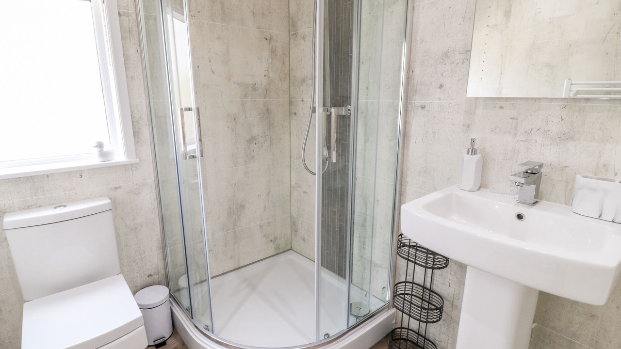 Photo of Others in Black Torrington