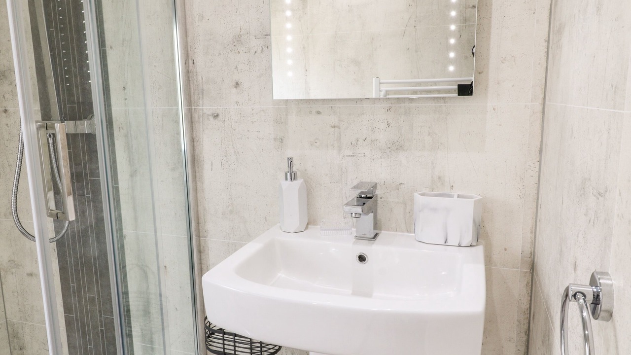 Photo of Bathroom in Black Torrington