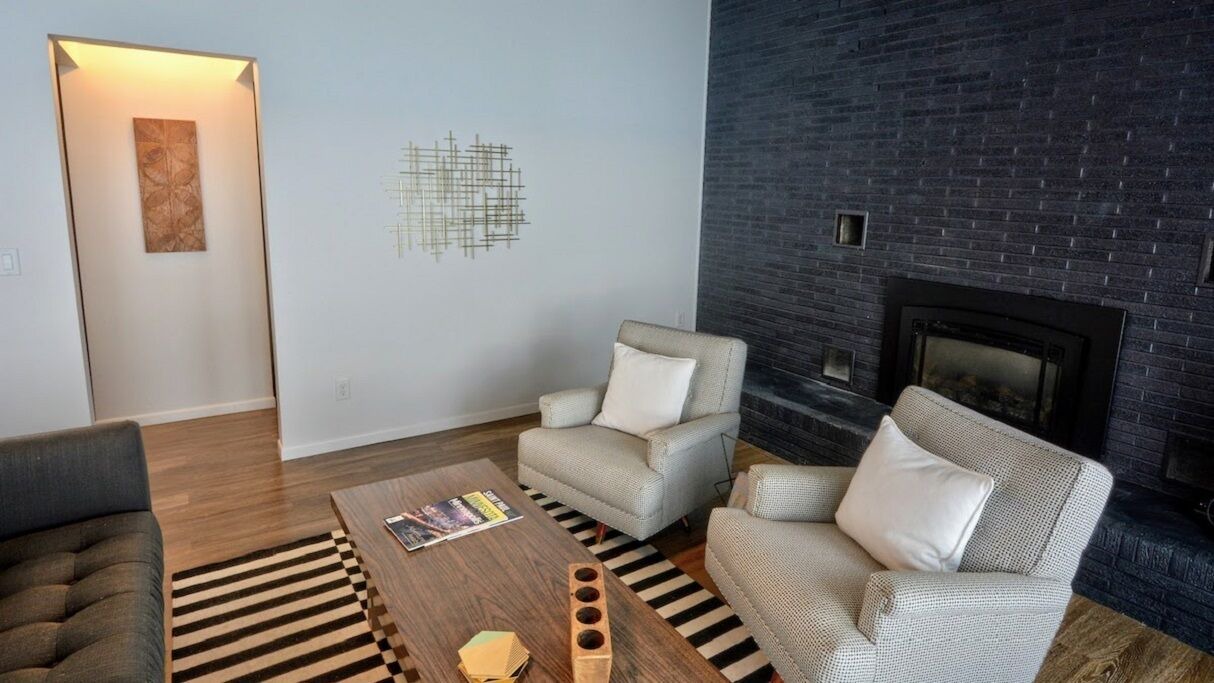 Photo of Livingroom in Alexandria