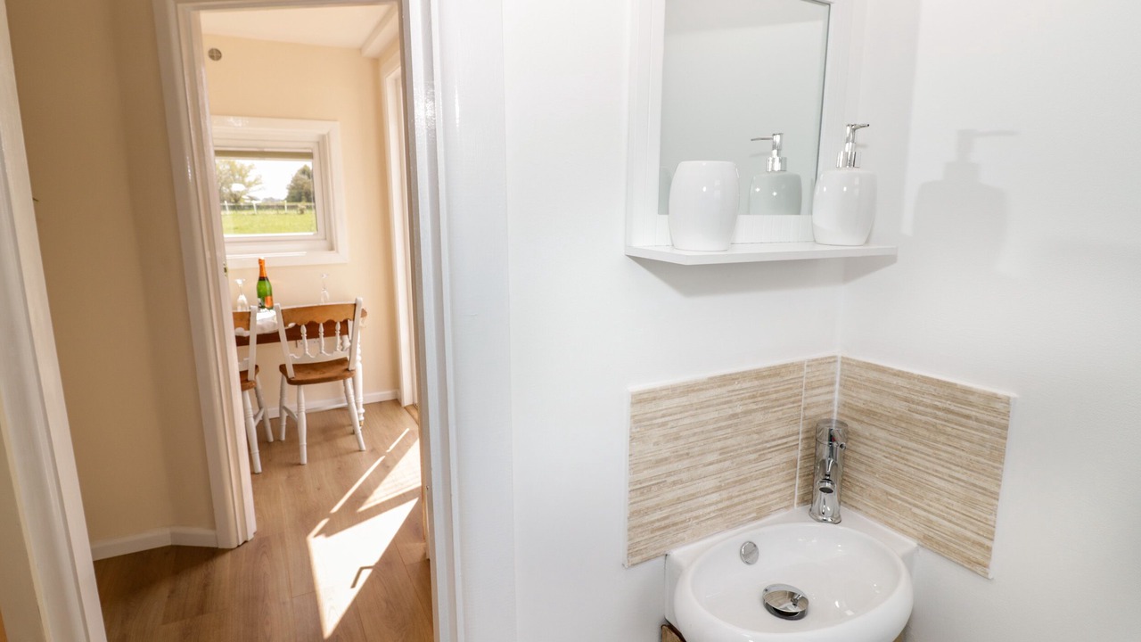 Photo of Others in Hawbridge