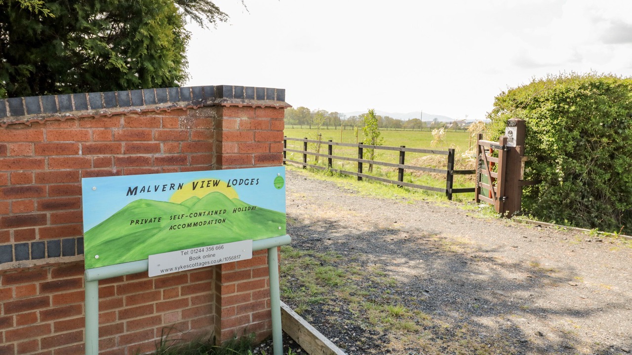 Photo of Others in Hawbridge