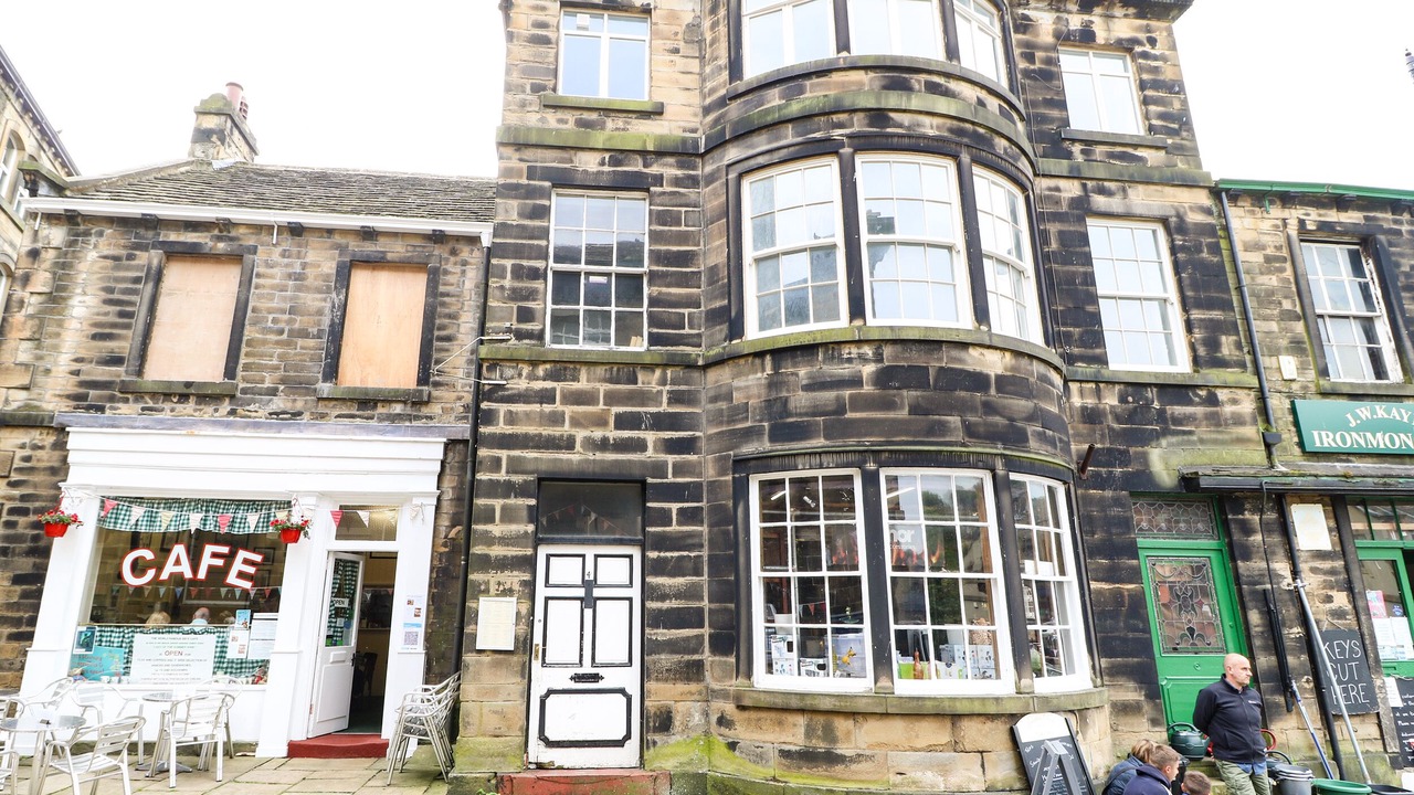 Photo of Others in Hepworth