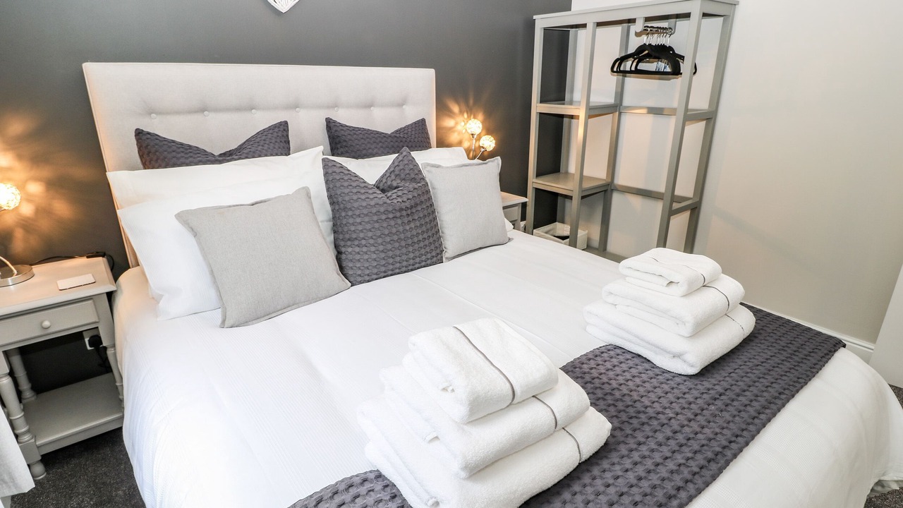 Photo of Others in Hepworth