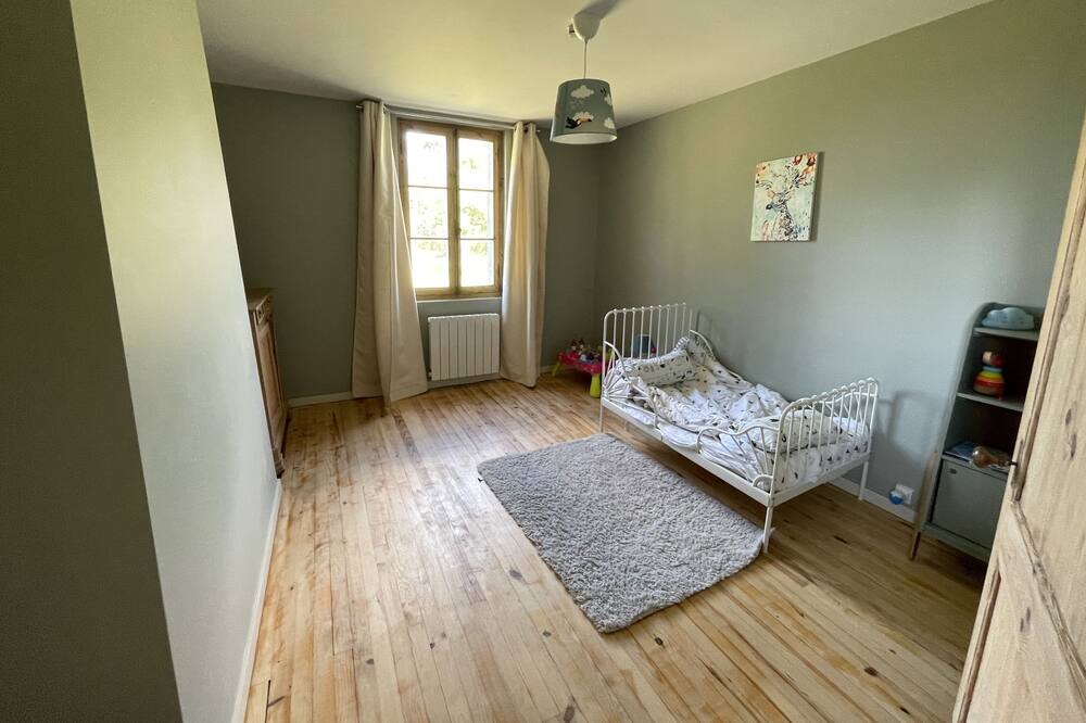 Photo of Bedroom in Mano