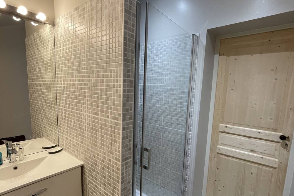 Photo of Bathroom in Mano