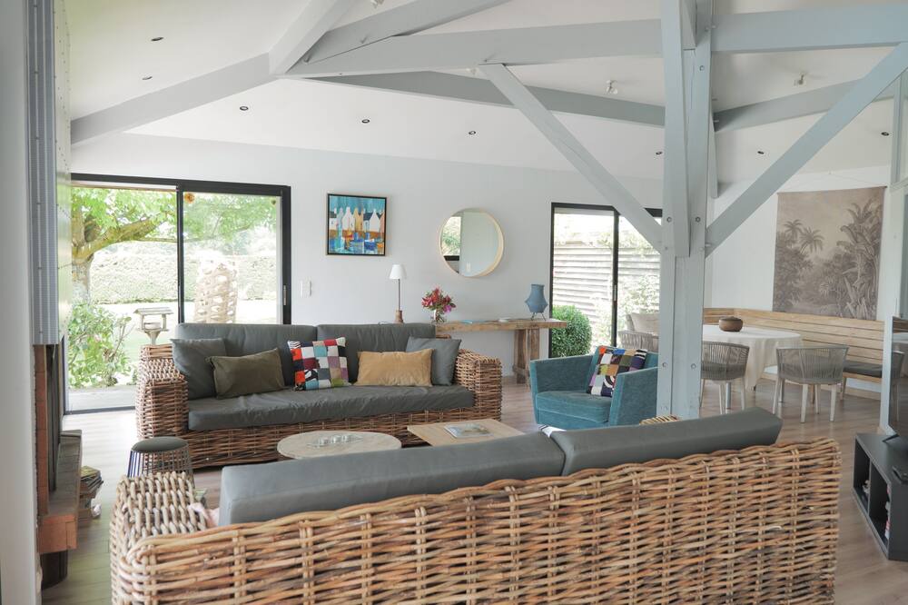 Photo of Livingroom in Bias