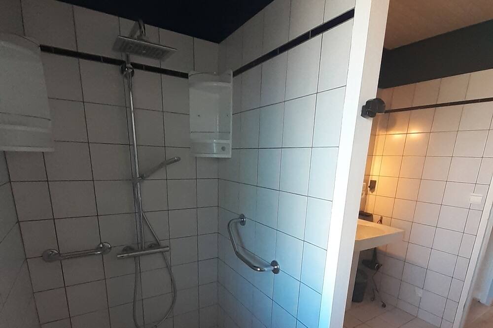 Photo of Bathroom in Bias