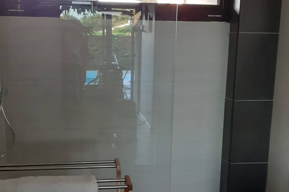 Photo of Bathroom in Bias