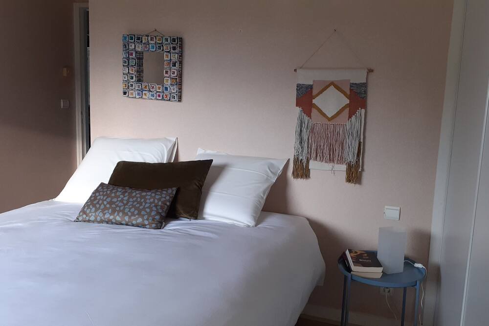 Photo of Bedroom in Bias