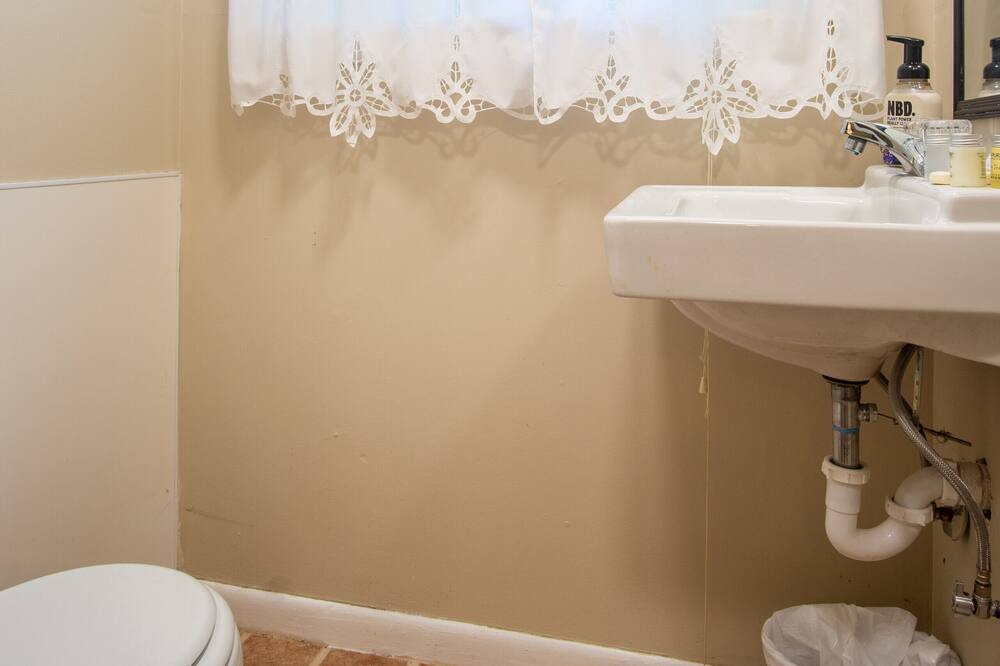 Photo of Bathroom in East Florence