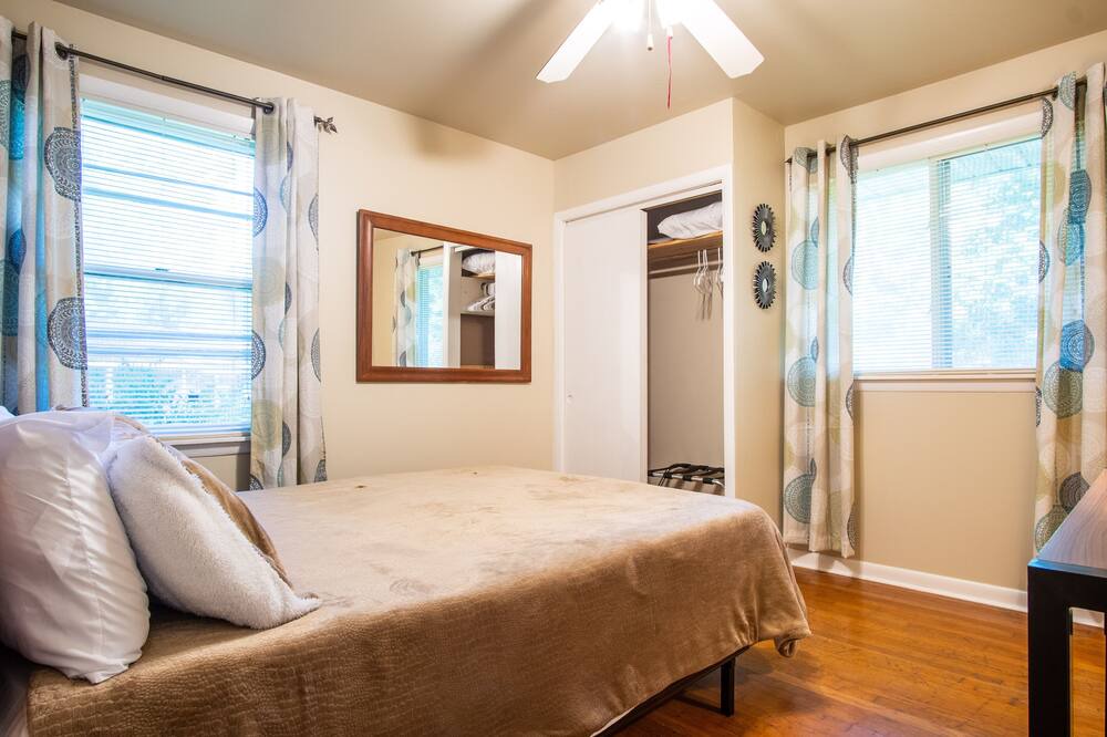 Photo of Bedroom in East Florence