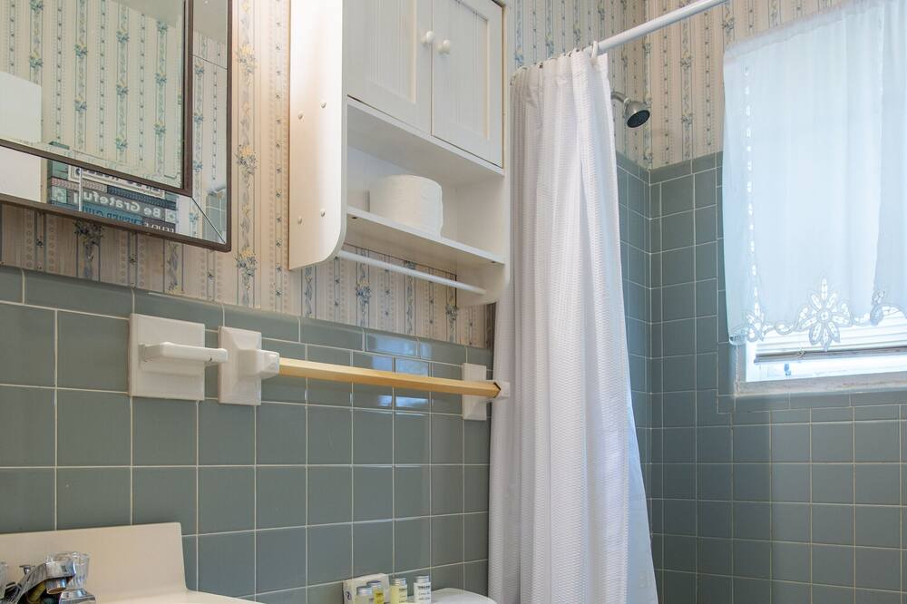 Photo of Bathroom in East Florence