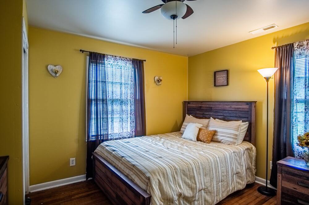 Photo of Bedroom in East Florence
