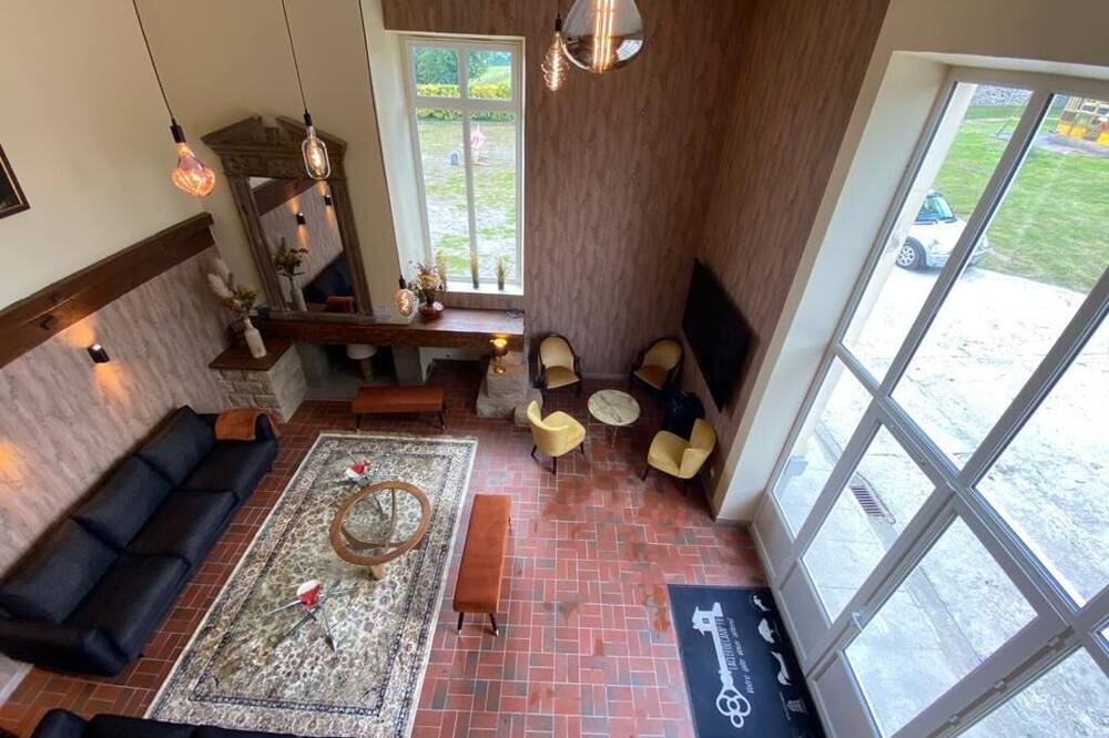 Photo of Livingroom in Saint-Planchers