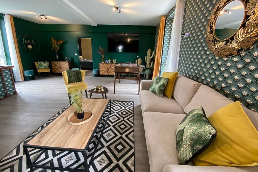 Photo of Livingroom in Saint-Planchers