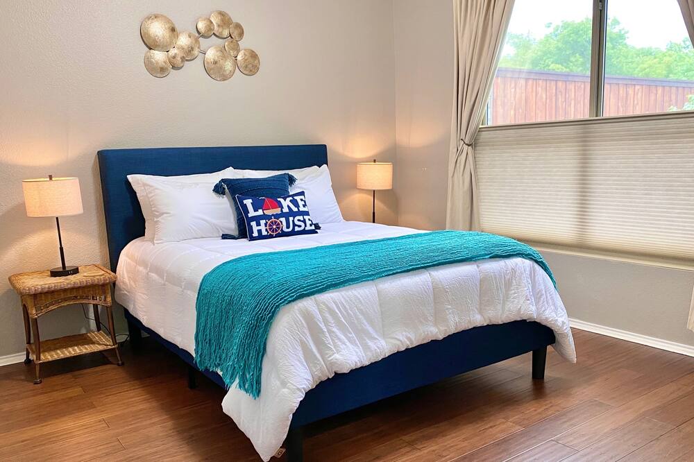 Photo of Bedroom in Little Elm