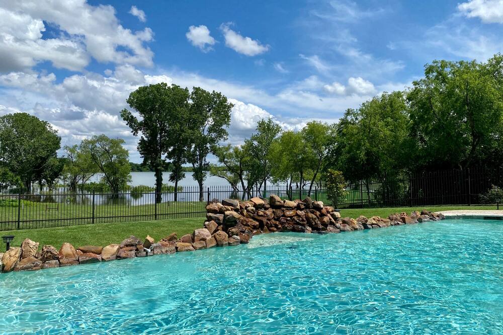 Photo of Outdoor in Little Elm
