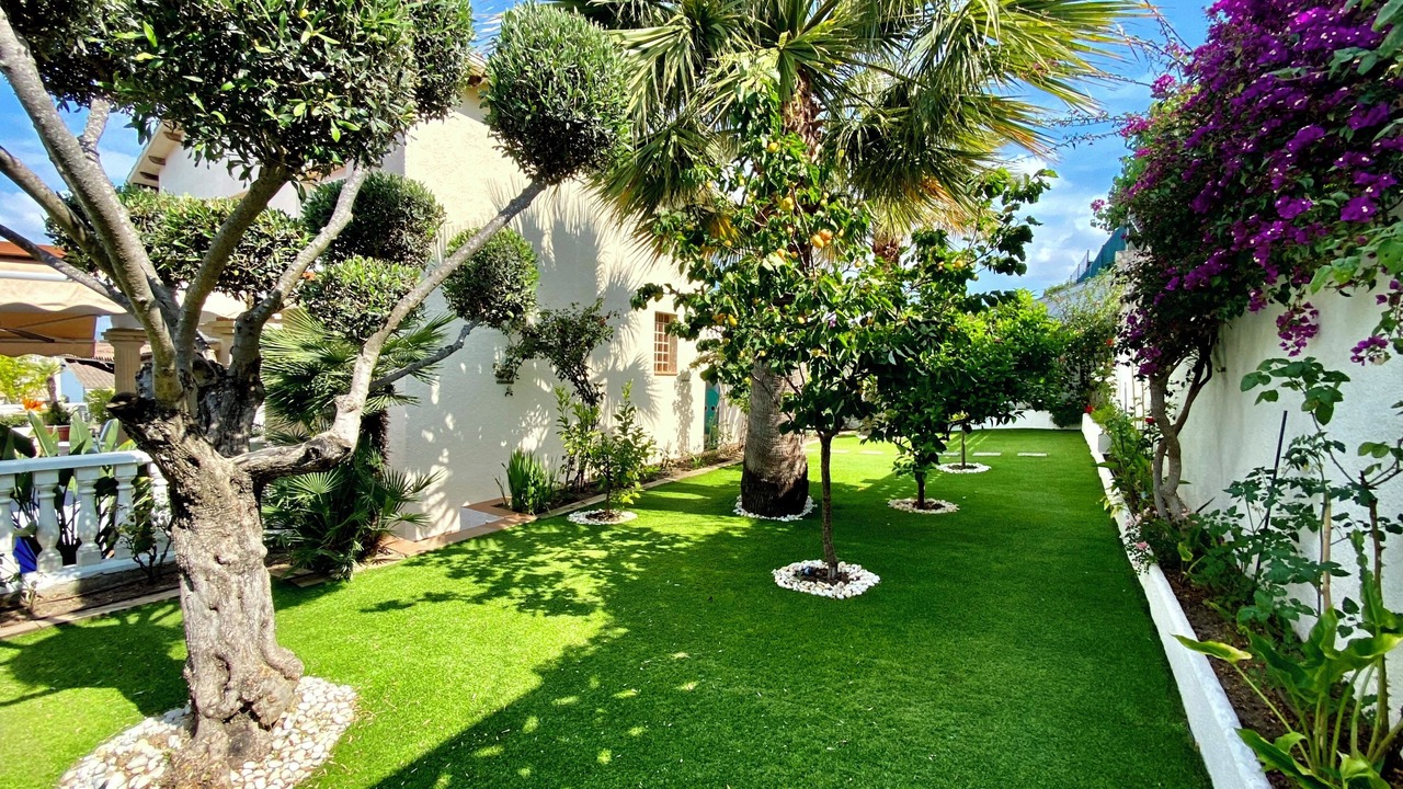 Photo of Outdoor in Les Roquetes