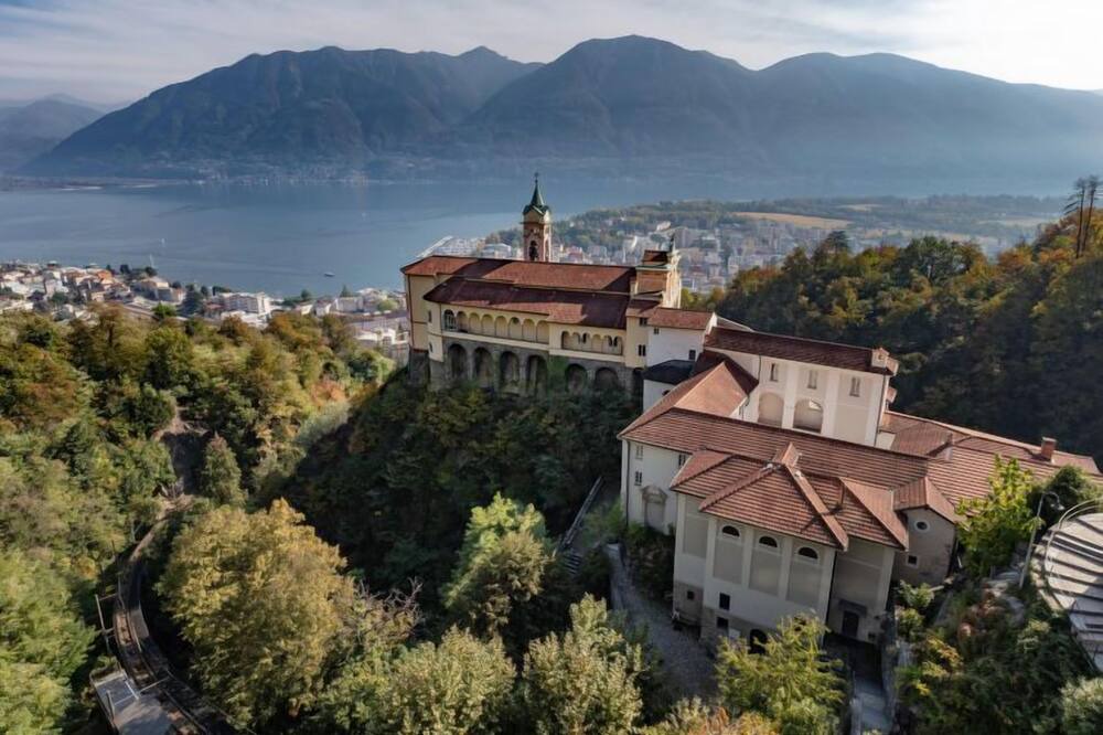 Photo of Outdoor in Muralto